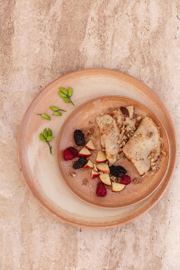 Ethos Vegan Suites Фира Екстериор снимка