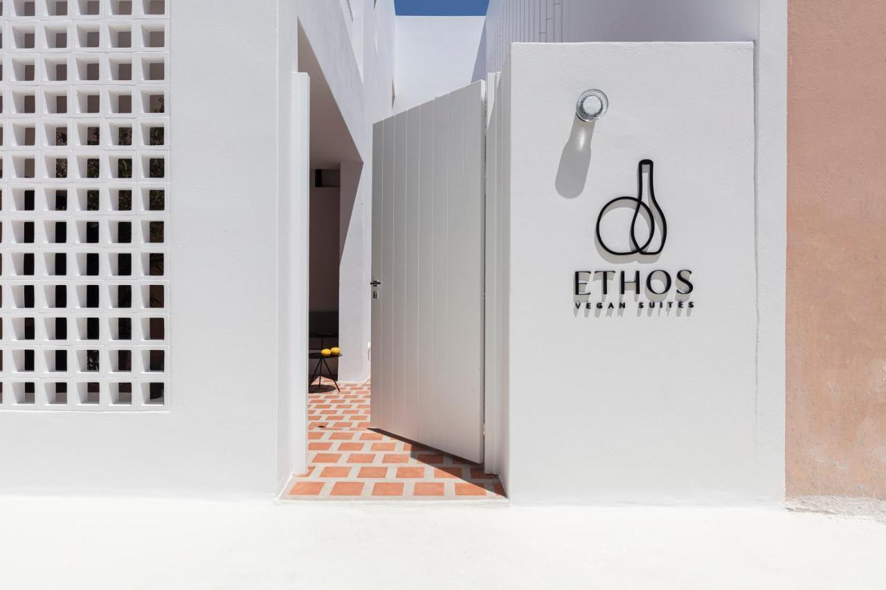 Ethos Vegan Suites Фира Екстериор снимка