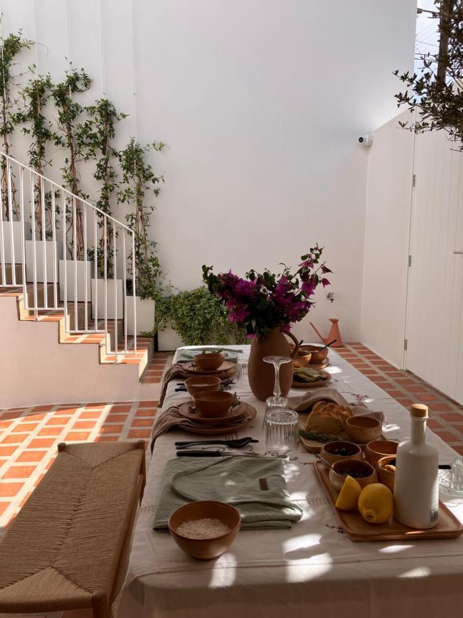 Ethos Vegan Suites Фира Екстериор снимка