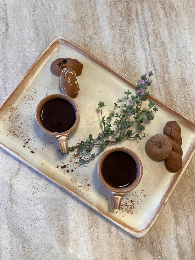 Ethos Vegan Suites Фира Екстериор снимка