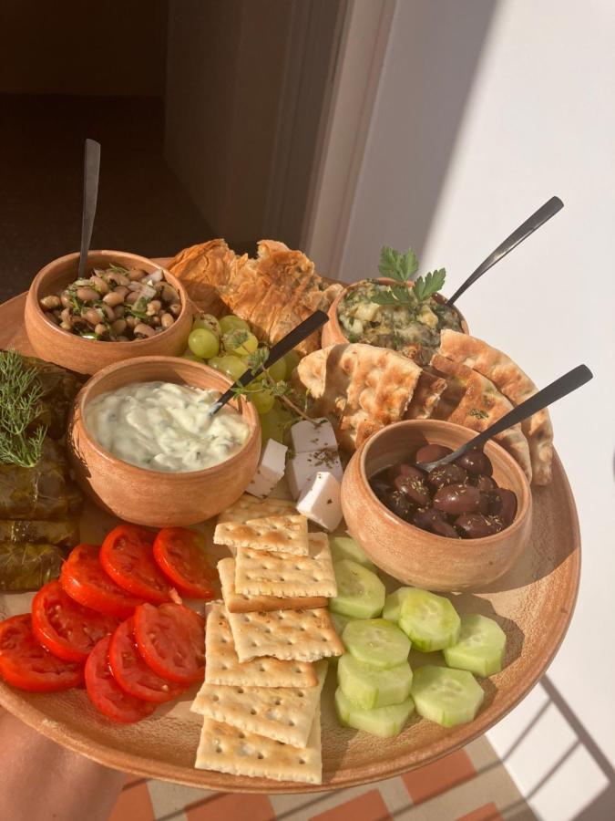 Ethos Vegan Suites Фира Екстериор снимка