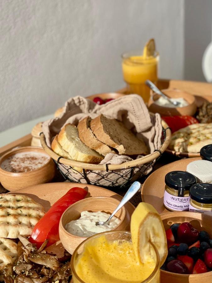 Ethos Vegan Suites Фира Екстериор снимка