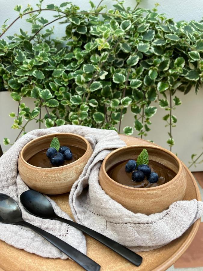 Ethos Vegan Suites Фира Екстериор снимка